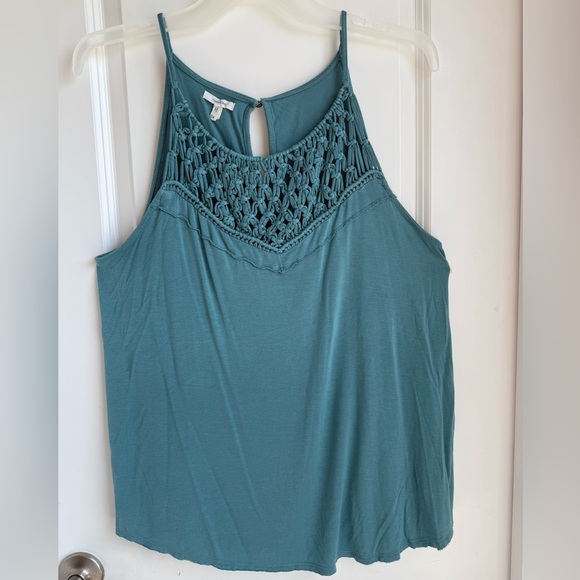 Maurices Green Crochet and Key Hole Tank Top w/ Raw Hem, Sz 0X - Picture 1 of 6